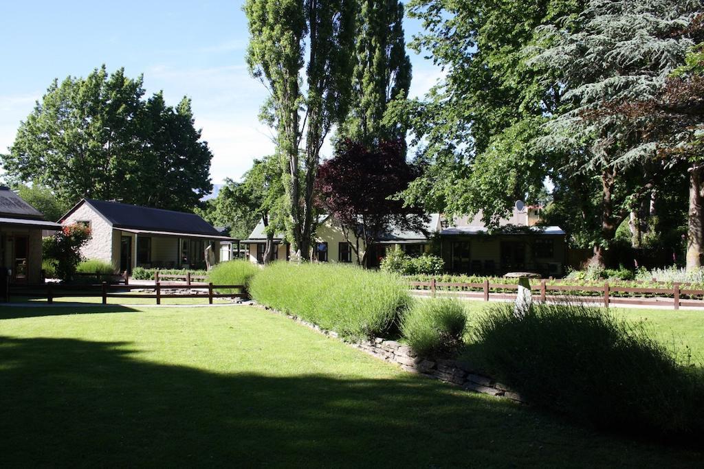 Shades Of Arrowtown Motel Exterior foto